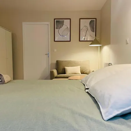 Appartamento émeraude - Romance Avec Privé - 402 *